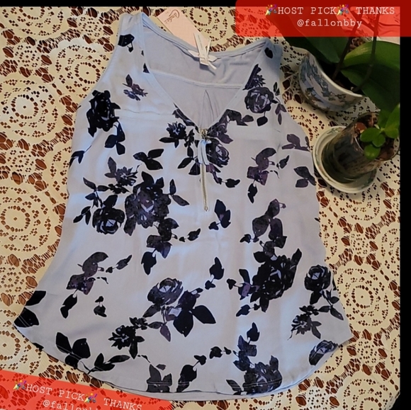 Candie's Tops - 🎉HOST PICK🎉NWT CANDIE'S BLOUSE